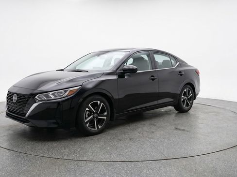 Used 2025 Nissan Sentra SV FWD image 3