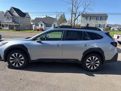 Used 2024 Subaru Outback Limited XT w/ Popular Package #2 image 9