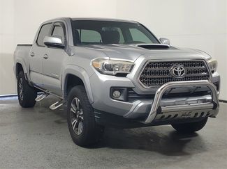 Used 2017 Toyota Tacoma TRD Sport video 1