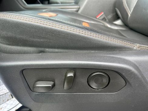 Used 2023 GMC Sierra 1500 AT4 w/ AT4 Premium Package image 20