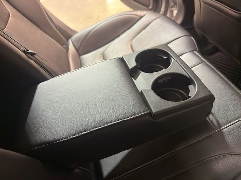 Used 2016 Ford Fusion Titanium FWD image 25