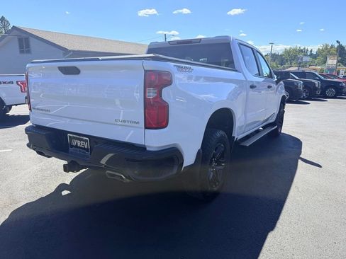 Used 2019 Chevrolet Silverado 1500 Custom Trail Boss AWD/4WD image 5