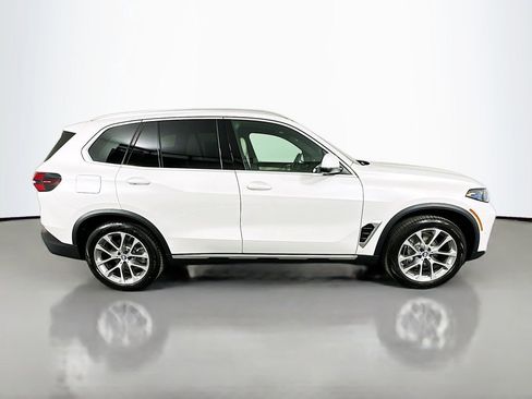 New 2026 BMW X5 sDrive40i w/ Premium Package image 4