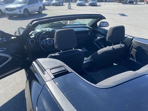 Used 2023 Chevrolet Camaro LT image 27