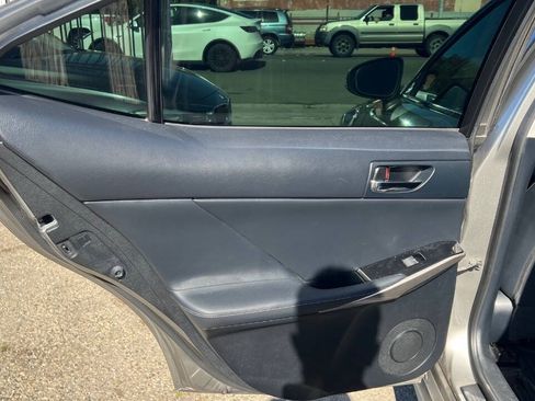 Used 2015 Lexus IS 250 RWD image 24