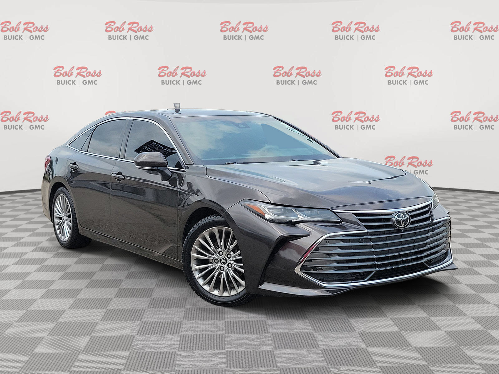Used 2019 Toyota Avalon Limited w/ Advanced Safety Package FWD image 1
