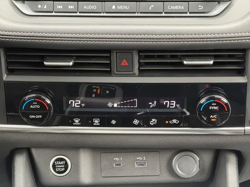 Used 2023 Nissan Rogue SV FWD image 26