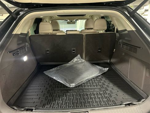 Used 2023 Lincoln Nautilus Reserve image 27