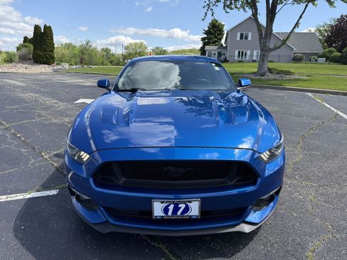 Used 2017 Ford Mustang GT w/ Enhanced Security Package RWD image 9