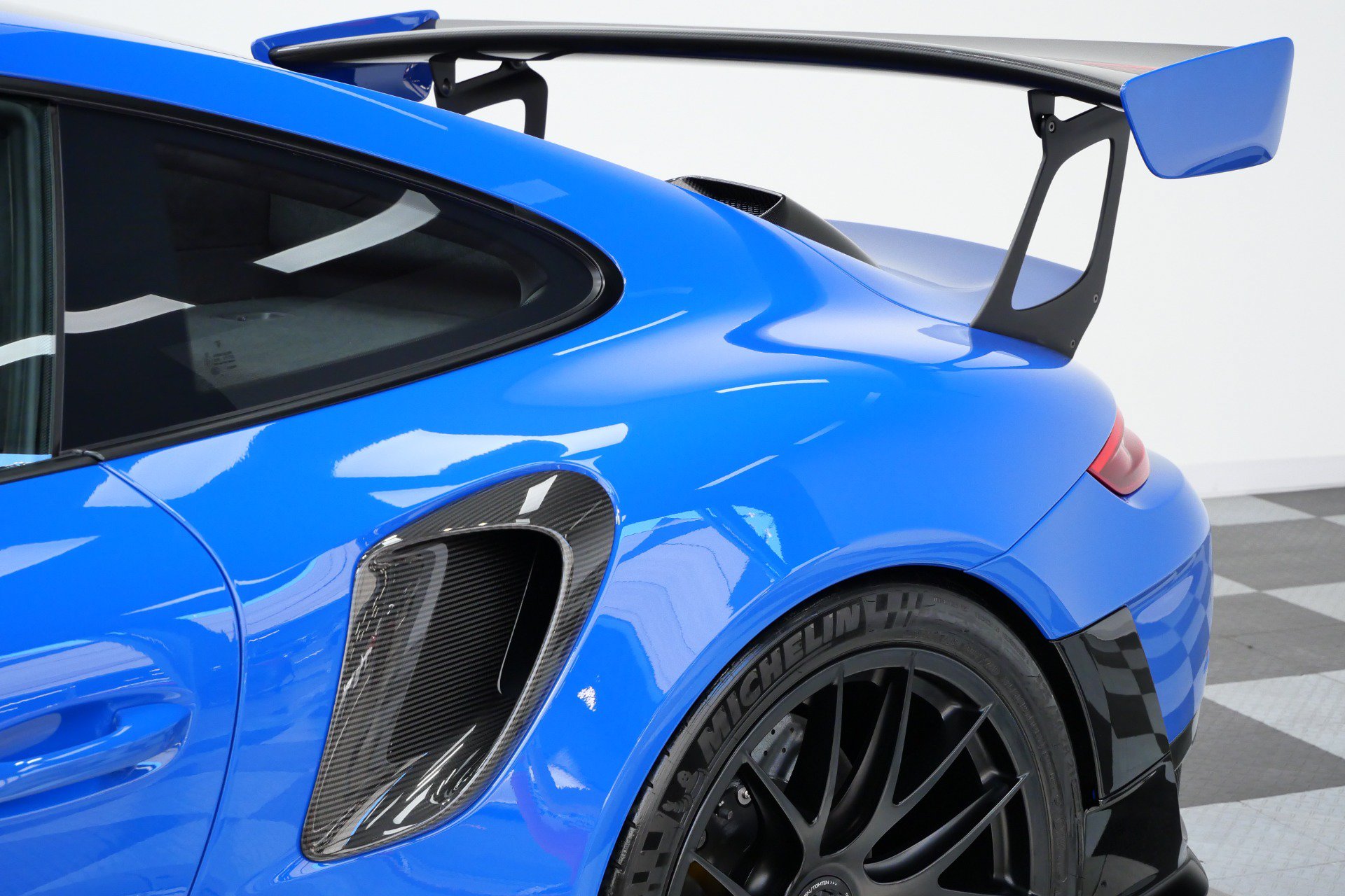 Used 2019 Porsche 911 GT2 RS RWD image 61