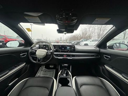 Used 2025 Kia K4 GT-Line Turbo image 2