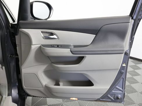 Used 2016 Honda Odyssey EX-L image 25