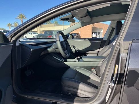Used 2025 Tesla Model 3 Long Range RWD image 9