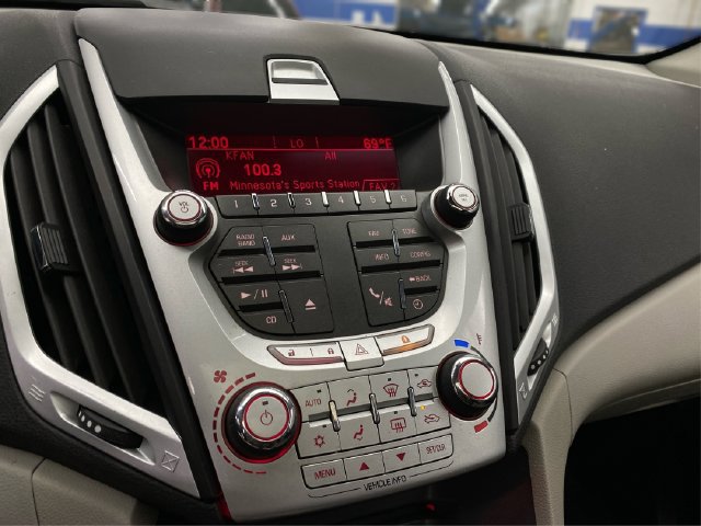 Used 2010 GMC Terrain SLE FWD image 30