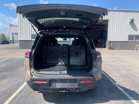 Used 2024 Nissan Pathfinder Rock Creek AWD/4WD image 16