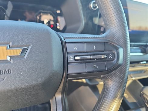 Used 2024 Chevrolet Colorado W/T image 18