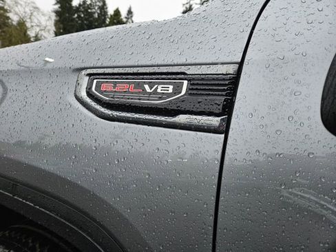 New 2026 GMC Sierra 1500 AT4 w/ Technology Package AWD/4WD image 9