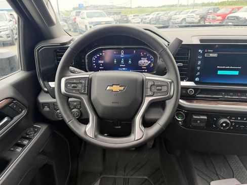 Certified 2026 Chevrolet Silverado 2500 LT w/ Convenience Package AWD/4WD image 18
