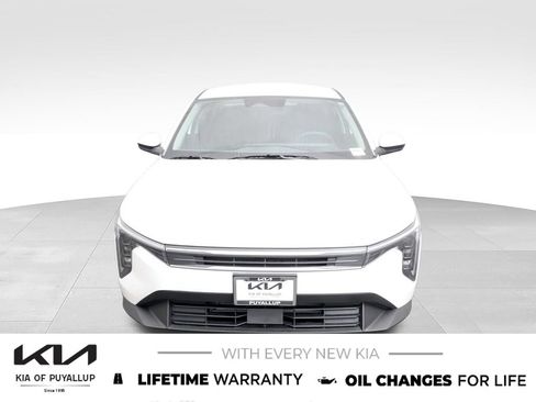 New 2026 Kia K4 FWD image 2