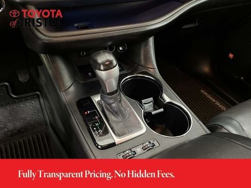 Used 2015 Toyota Highlander Limited Platinum AWD/4WD image 35