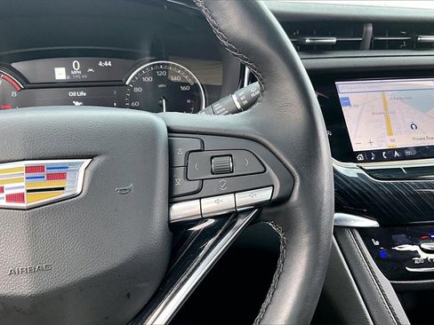 Certified 2025 Cadillac XT6 Premium Luxury image 21