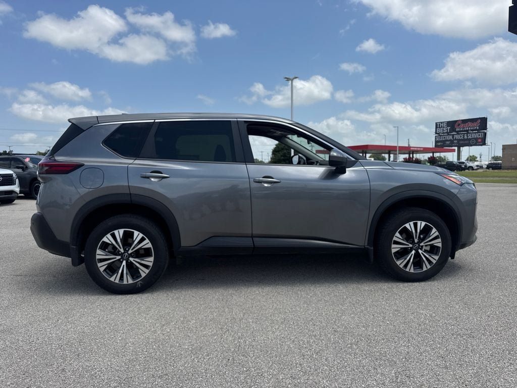 Used 2023 Nissan Rogue SV FWD image 7