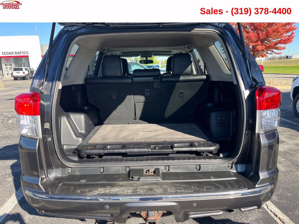 Used 2011 Toyota 4Runner SR5 AWD/4WD image 5
