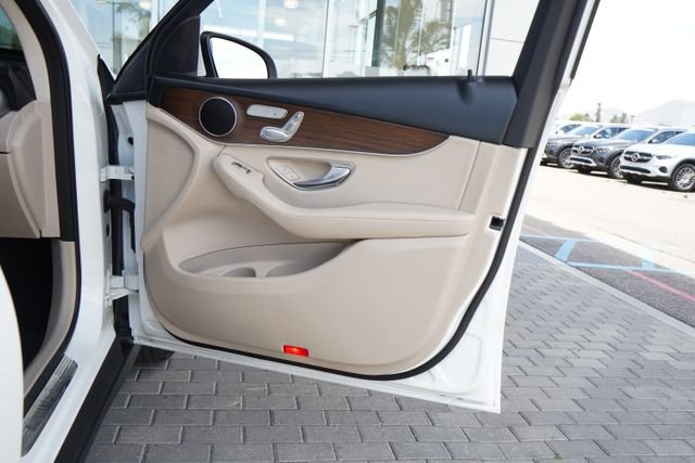 Used 2021 Mercedes-Benz GLC 300 4MATIC image 16