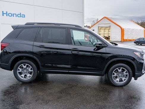 Used 2023 Honda Passport TrailSport image 16