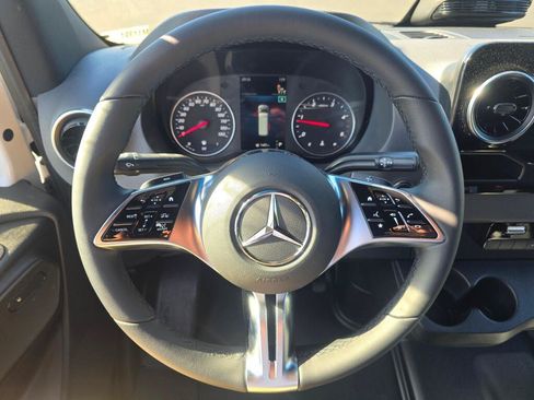 New 2026 Mercedes-Benz Sprinter 2500 image 32