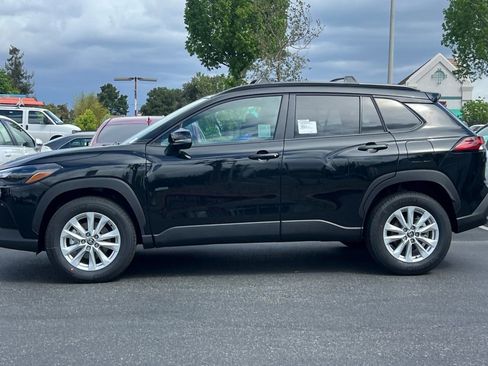 New 2026 Toyota Corolla Cross LE image 6