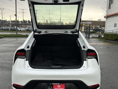 Certified 2024 Toyota Prius XLE image 24