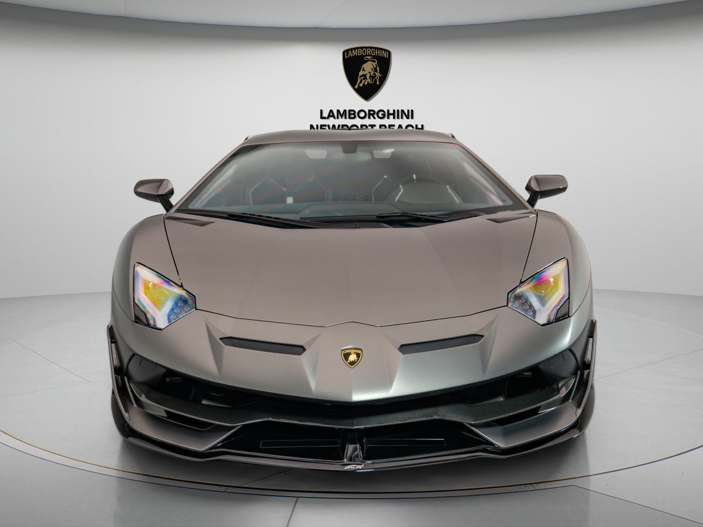 Used 2020 Lamborghini Aventador SVJ AWD/4WD image 2