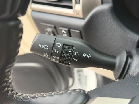 Used 2021 Lexus GX 460 Premium AWD/4WD image 30