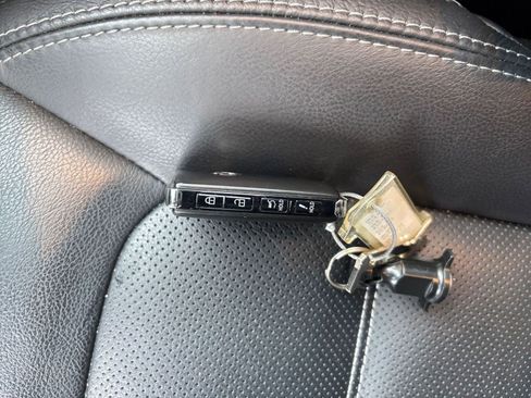 Used 2025 MAZDA CX-5 AWD 2.5 S w/ Preferred Package image 22