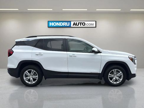 Used 2024 GMC Terrain SLE w/ Driver Convenience Package AWD/4WD image 6