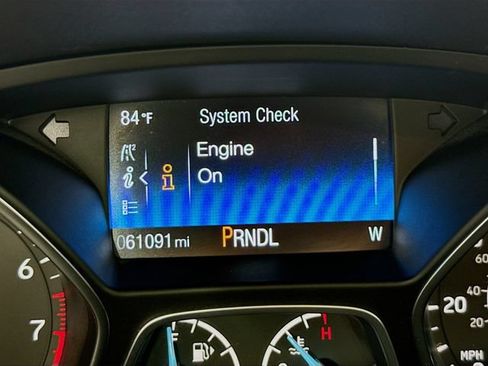 Used 2018 Ford Focus SE FWD image 12