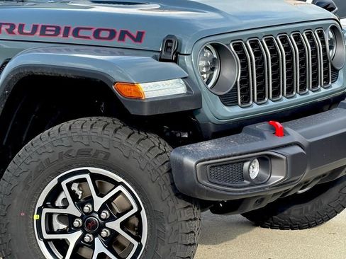 New 2026 Jeep Gladiator Rubicon w/ Safety Group AWD/4WD image 9
