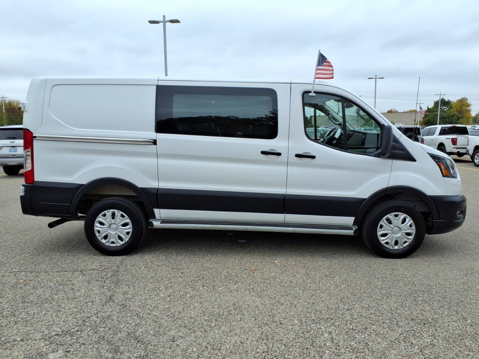 Used 2025 Ford Transit 250 Low Roof w/ Exterior Upgrade Package RWD image 9
