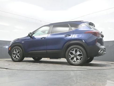 Used 2022 Kia Seltos EX AWD/4WD image 29
