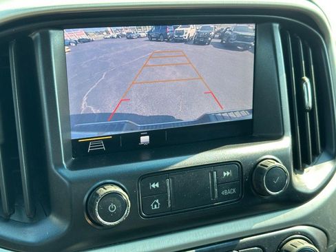 Used 2019 GMC Canyon SLE AWD/4WD image 18