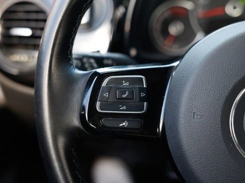 Used 2018 Volkswagen Beetle 2.0T S image 29