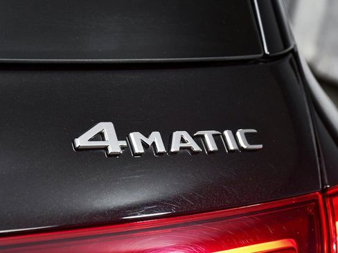 Used 2025 Mercedes-Benz GLE 450e 4MATIC w/ AMG Line Exterior image 99