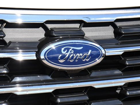 New 2026 Ford Explorer Active image 38