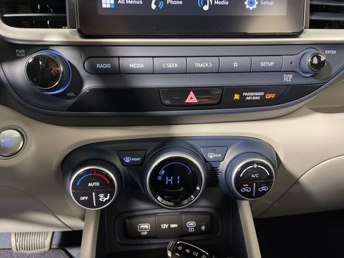 New 2026 Hyundai Venue SEL image 21