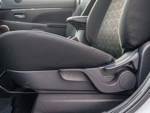 Used 2026 Mitsubishi Outlander Sport AWD image 23