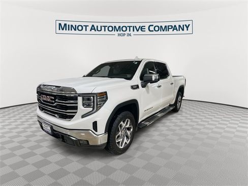 Used 2023 GMC Sierra 1500 SLT image 4
