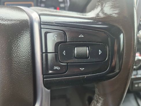 Used 2020 GMC Sierra 1500 SLT image 32