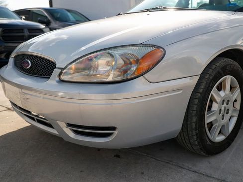 Used 2007 Ford Taurus SE image 23