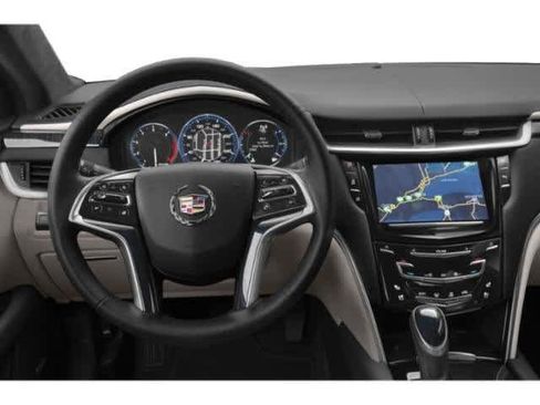 Used 2015 Cadillac XTS image 9